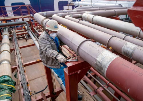 生產(chǎn)任務重，上海激光管廠春節(jié)期間萬余人加班趕工