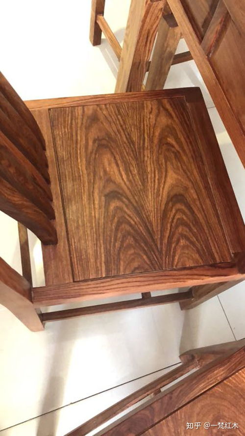 紅木家具現(xiàn)在用不用膠水